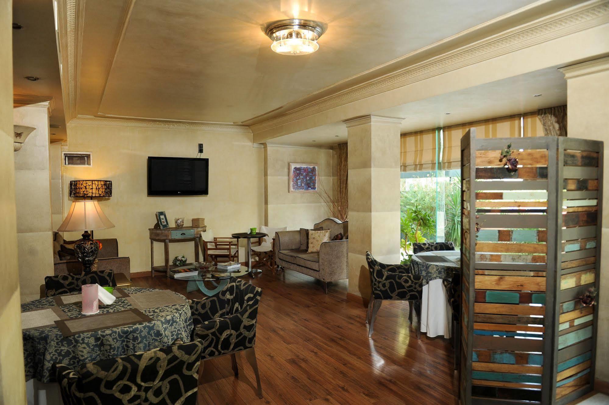 Villa Orion Hotel Athens Ngoại thất bức ảnh